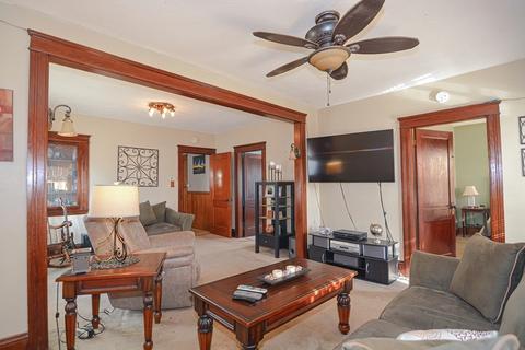 16 Creston St, Worcester, MA 01604 photo 5
