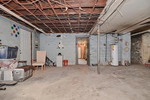 16 Creston St, Worcester, MA 01604 photo 32