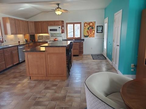 344 Stackpole St, Lowell, MA 01852 photo 8