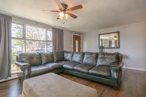 41 Davis Rd, Methuen, MA 01844 photo 4