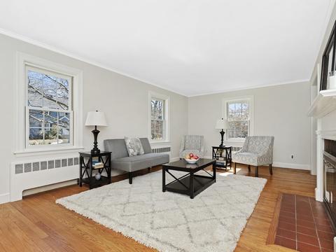 21 Manning St, Needham, MA 02494 photo 3