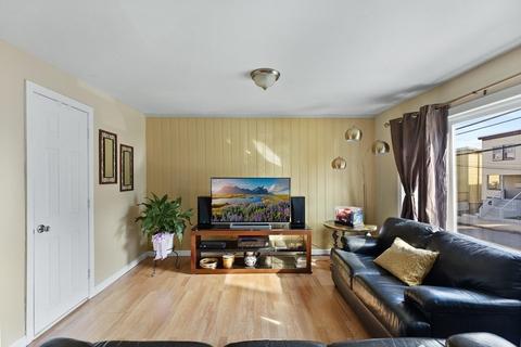 41 Arlington St, Everett, MA 02149 photo 3