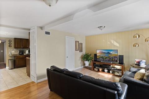 41 Arlington St, Everett, MA 02149 photo 5