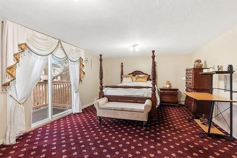 48 Trowbridge Circuit, Worcester, MA 01603 photo 19