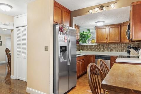 48 Trowbridge Circuit, Worcester, MA 01603 photo 12