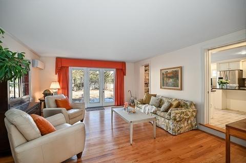 6 Grove St, Beverly, MA 01915 photo 6