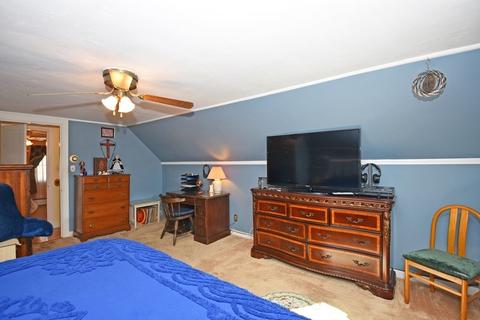 182 Hamilton St, Worcester, MA 01604 photo 24