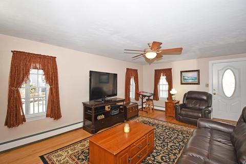 182 Hamilton St, Worcester, MA 01604 photo 4