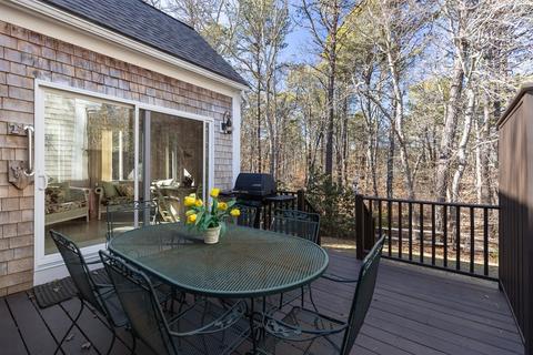 37 Windsor Pt, Mashpee, MA 02649 photo 3