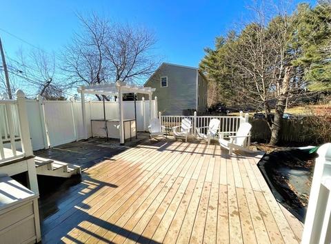 7 Scenic Ave, Webster, MA 01570 photo 4