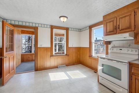 72 J St, Athol, MA 01331 photo 13