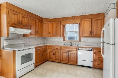 72 J St, Athol, MA 01331 photo 10