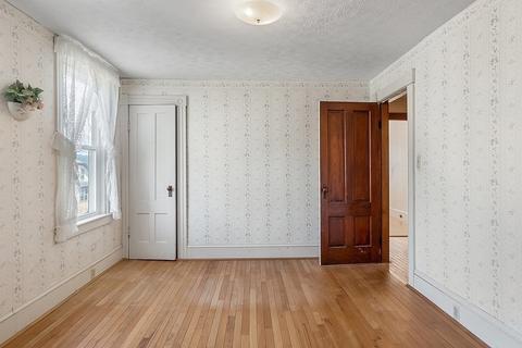 72 J St, Athol, MA 01331 photo 23