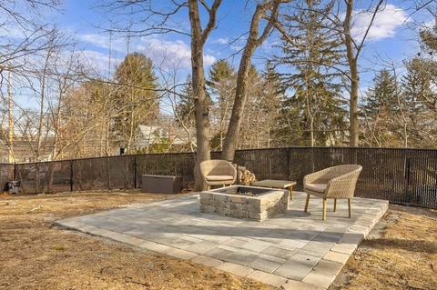 4 W Hill Cir, Reading, MA 01867 photo 3