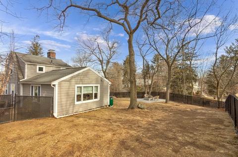 4 W Hill Cir, Reading, MA 01867 photo 32