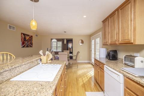 5 Crystal Dr, Berkley, MA 02779 photo 32