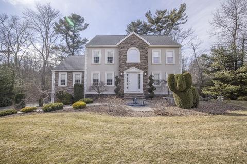 5 Crystal Dr, Berkley, MA 02779 photo 1