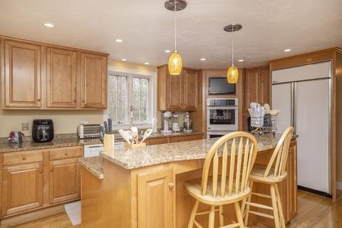 5 Crystal Dr, Berkley, MA 02779 photo 4