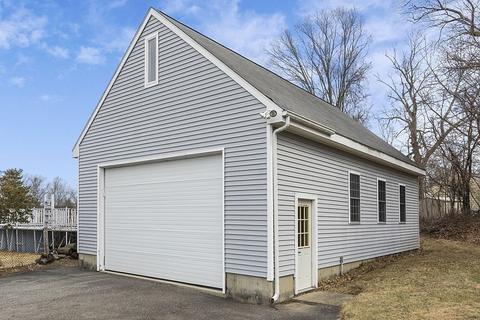 21 Markham Cir, Ayer, MA 01432 photo 17