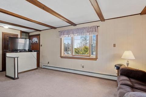 21 Markham Cir, Ayer, MA 01432 photo 6
