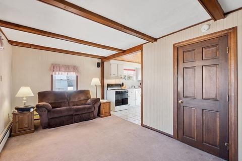 21 Markham Cir, Ayer, MA 01432 photo 5