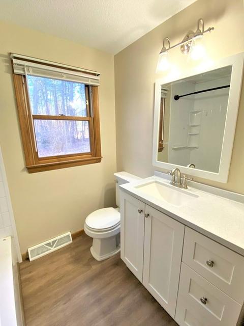 13 Hideaway Rd, Nashua, NH 03064 photo 9