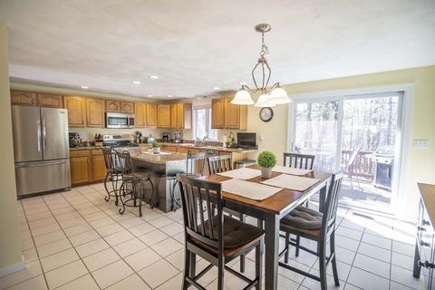 4 Old Mill Ln, Reading, MA 01867 photo 6