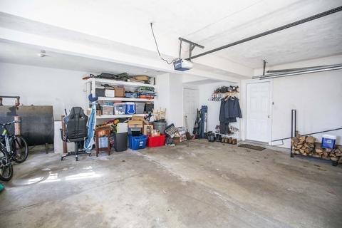 4 Old Mill Ln, Reading, MA 01867 photo 35