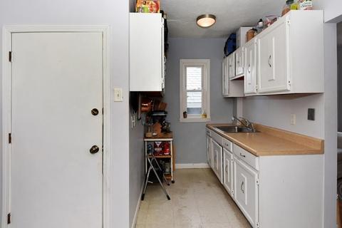 33 Everett Ave, Somerville, MA 02145 photo 11