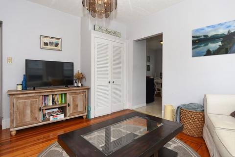 33 Everett Ave, Somerville, MA 02145 photo 5