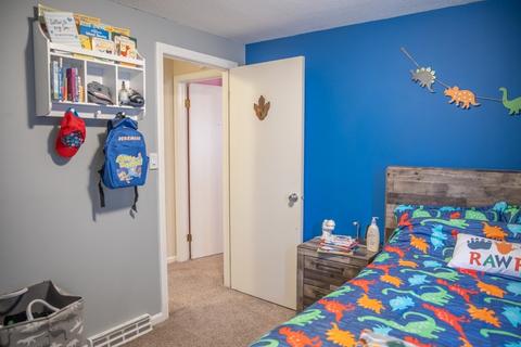 75 Deepfield Rd, Springfield, MA 01118 photo 15