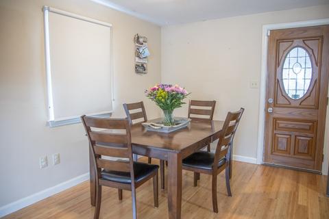 75 Deepfield Rd, Springfield, MA 01118 photo 9