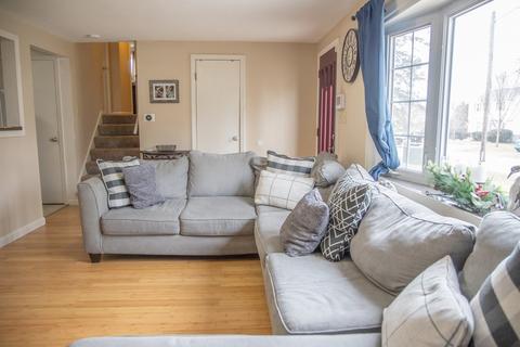 75 Deepfield Rd, Springfield, MA 01118 photo 7