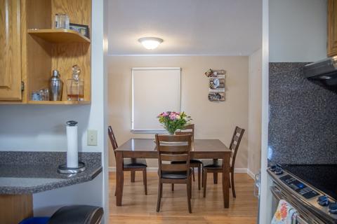 75 Deepfield Rd, Springfield, MA 01118 photo 12