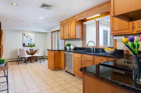 47 Twitchell St, Wellesley, MA 02482 photo 8