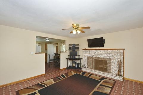98 Kenberma Rd, Worcester, MA 01604 photo 12