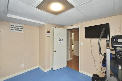 98 Kenberma Rd, Worcester, MA 01604 photo 24