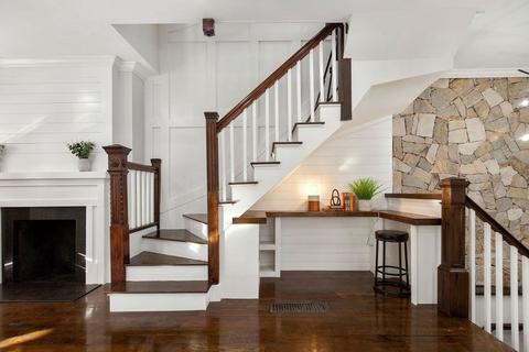 24 Winslow Rd, Brookline, MA 02446 photo 16