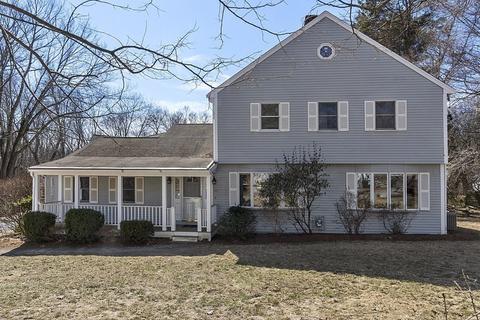 56 Robbins St, Acton, MA 01720 photo 2