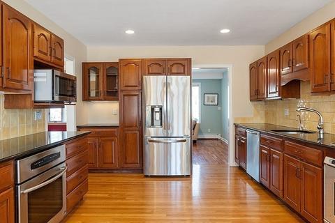 56 Robbins St, Acton, MA 01720 photo 9