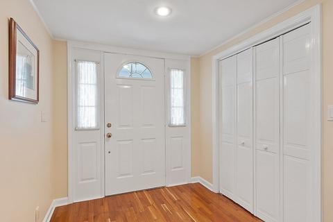 56 Robbins St, Acton, MA 01720 photo 3