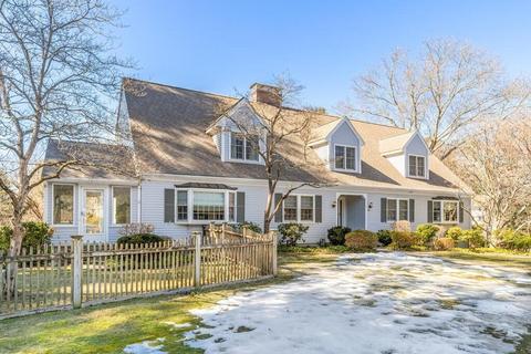 40 Edgewater Ln, Needham, MA 02492 photo 2