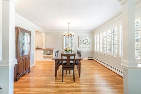 40 Edgewater Ln, Needham, MA 02492 photo 14