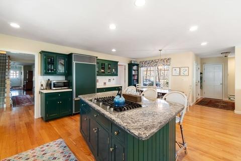 22 Main St, Dover, MA 02030 photo 10