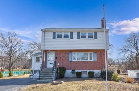 18 Emerald Ct, Stoneham, MA 02180 photo 1