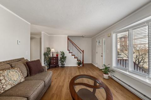 48 Fourth St, Worcester, MA 01602 photo 4