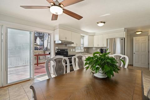 48 Fourth St, Worcester, MA 01602 photo 13