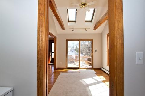 8 Forest St, Middleton, MA 01949 photo 5