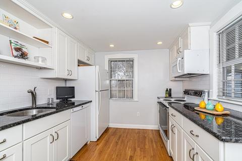 422 Lowell St, Reading, MA 01867 photo 10