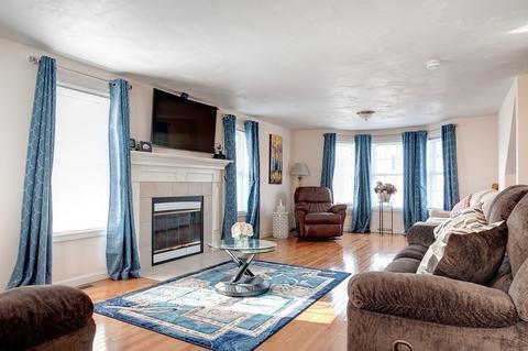46 Honeysuckle Rd, Worcester, MA 01607 photo 5